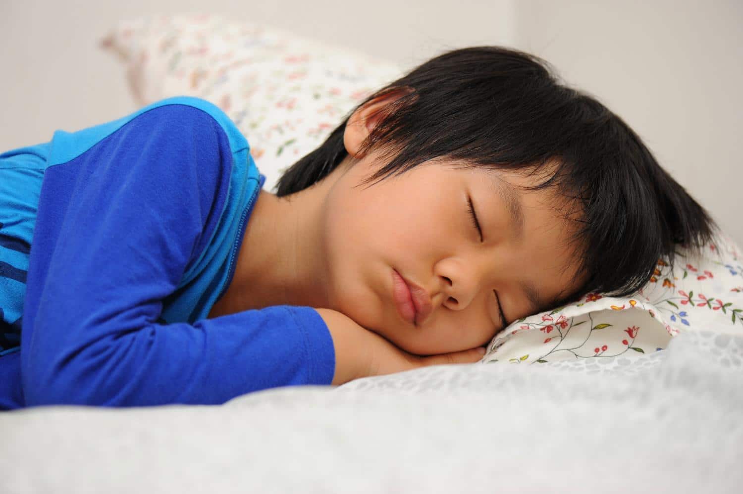 Letting Kids Fall Asleep In Living Room